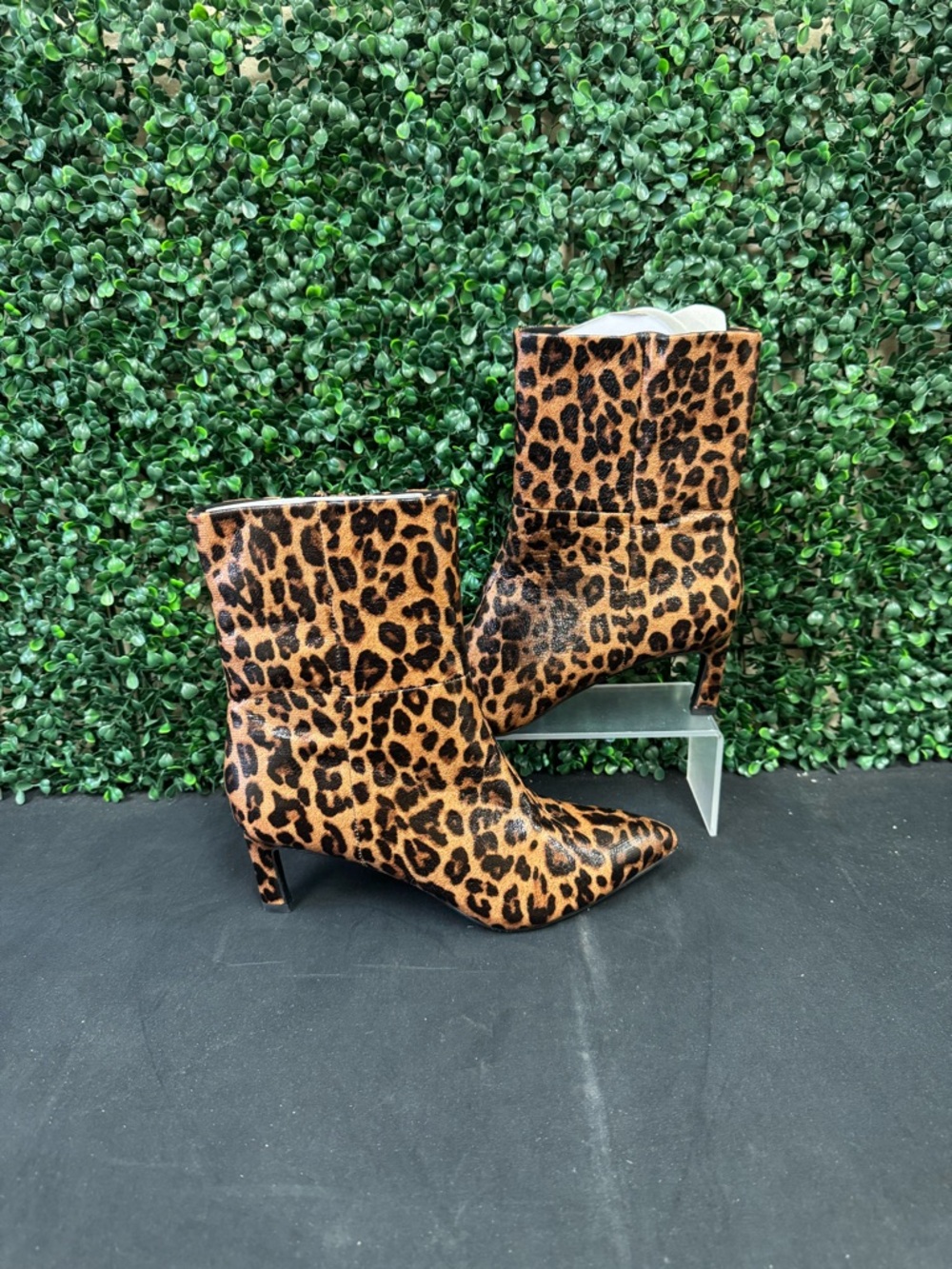 Gradie Kitten Heel Boot - W8